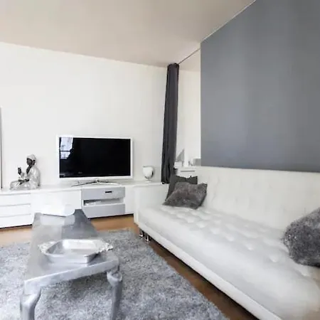 Duplex Luxueux Proche De Montmartre Apartment *